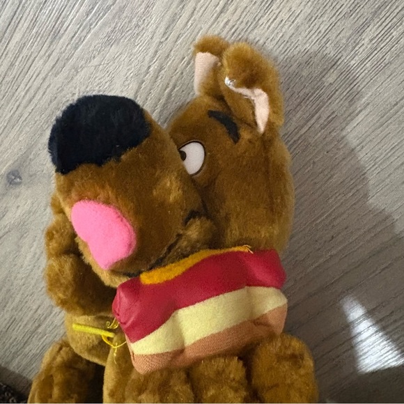 Vtg 90s Cartoon Network Scooby Doo Plush with Hot Dog Play By Play Toys 11” - Picture 3 of 10